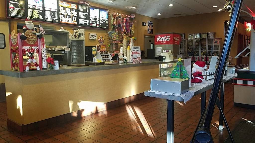 Rocky Rococo Pan Style Pizza | restaurant | 4556 Monona Dr, Madison, WI 53716, USA | 6082213818 OR +1 608-221-3818