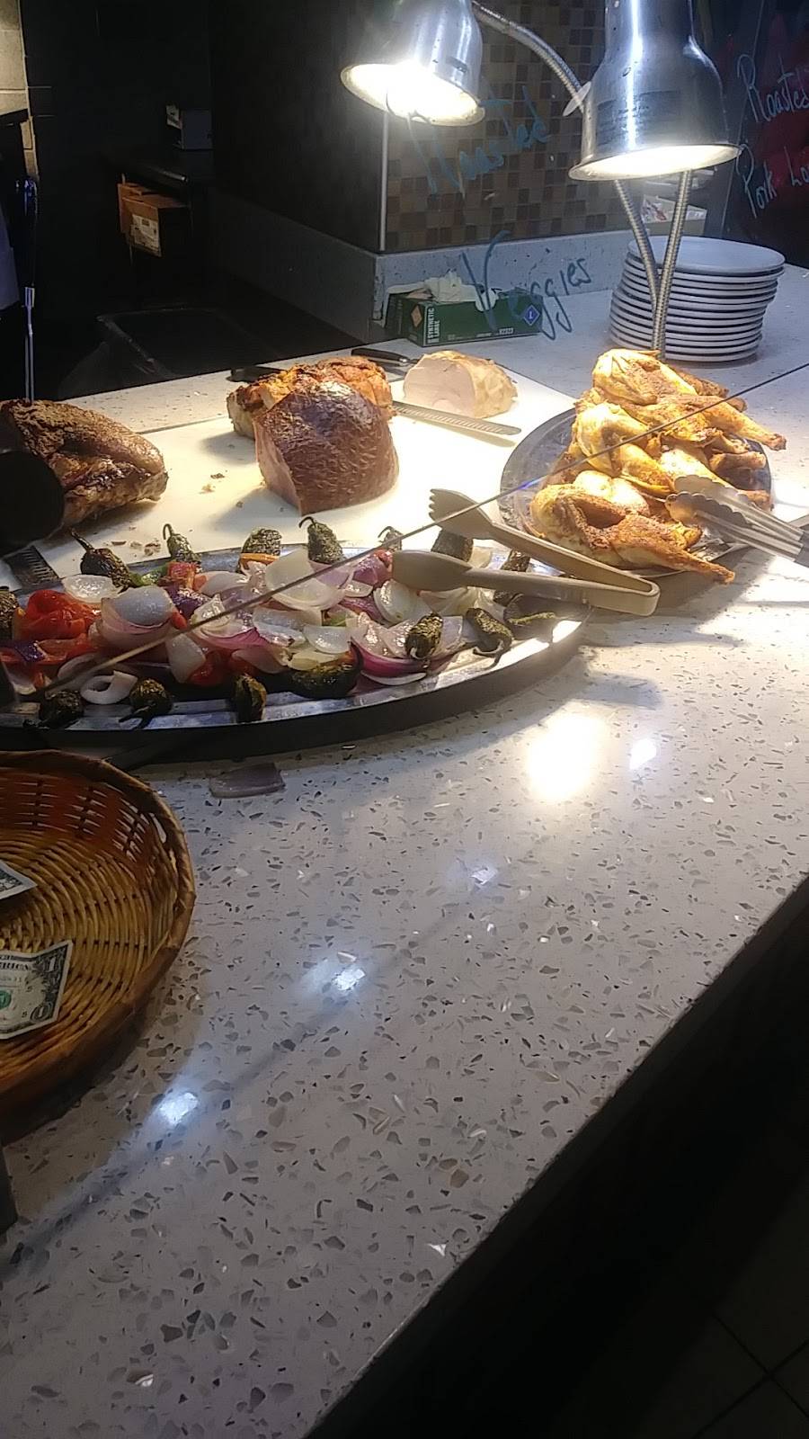 Charlies Market Buffet | restaurant | 4575 Boulder Hwy, Las Vegas, NV 89121, USA | 70295190004211 OR +1 702-951-9000 ext. 4211