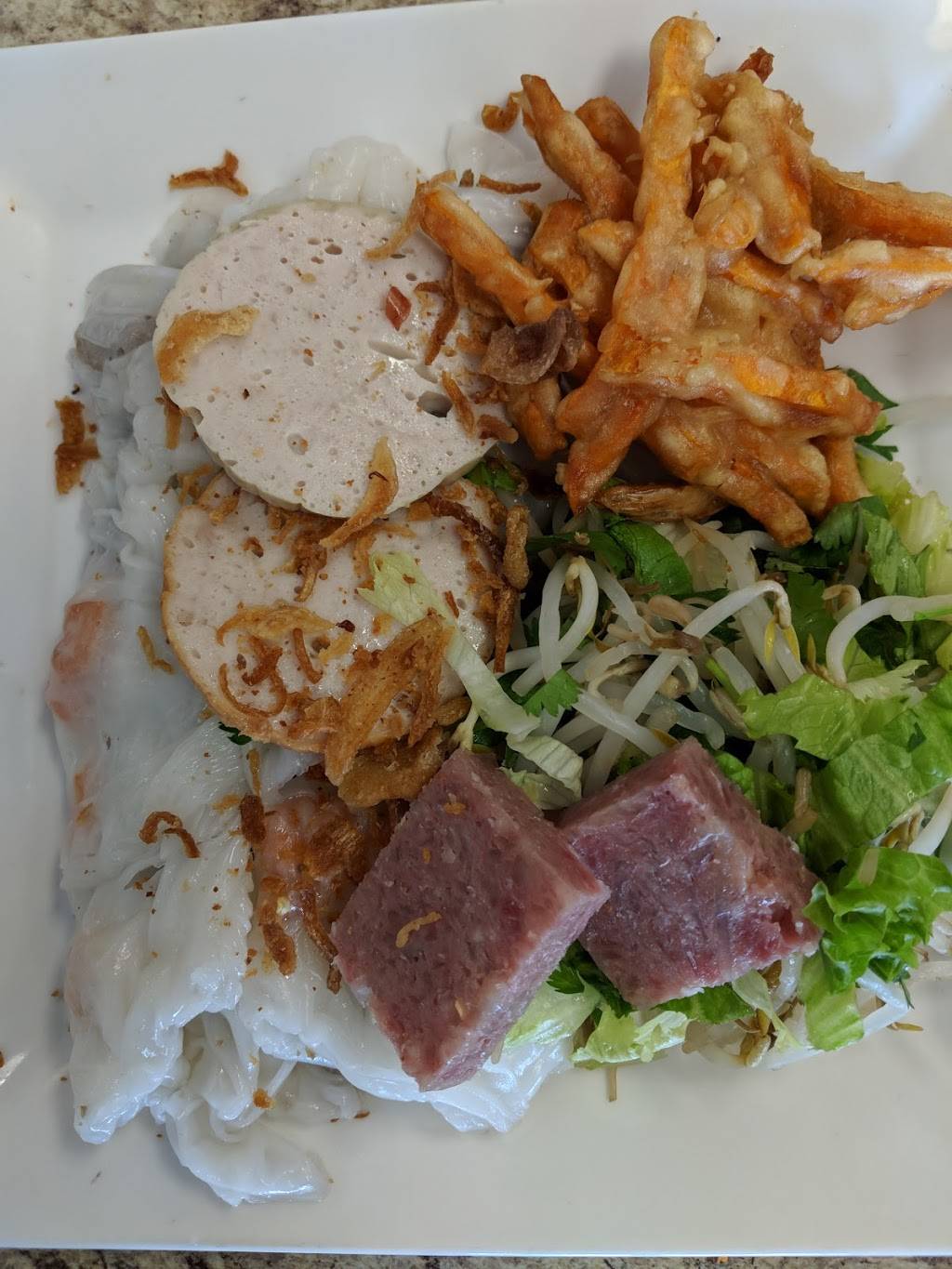 Banh Cuon Hoa #2 | restaurant | 11169 Beechnut St, Houston, TX 77072, USA | 2814959556 OR +1 281-495-9556