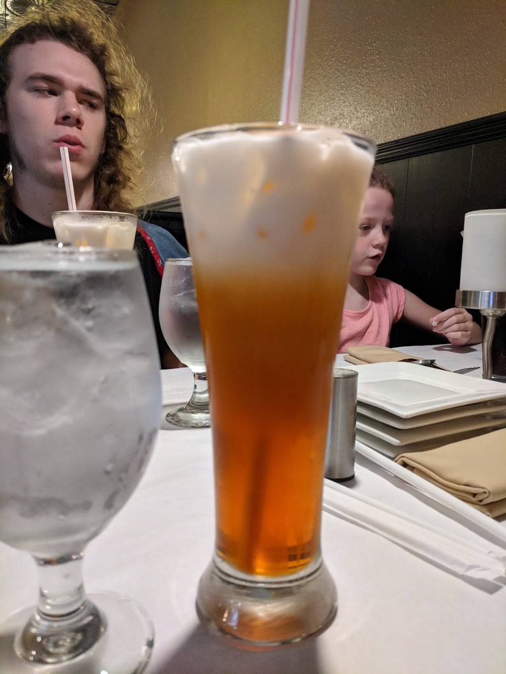 Mynt Fusion Bistro | restaurant | 800 W Main St, Lowell, MI 49331, USA | 6169879307 OR +1 616-987-9307