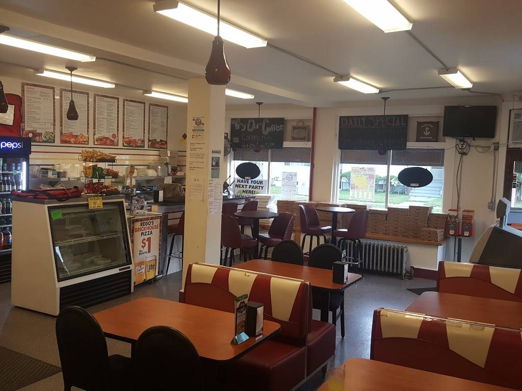 Regos Brickhouse Pizza | meal delivery | 326 New 4th St, Fairport Harbor, OH 44077, USA | 4408538346 OR +1 440-853-8346