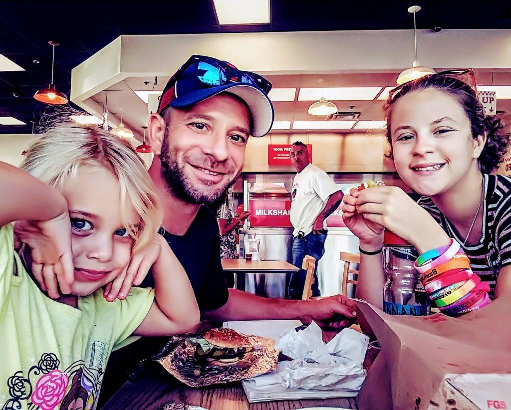 Five Guys | restaurant | 225 Palm Bay Rd NE Suite 182, West Melbourne, FL 32904, USA | 3214099940 OR +1 321-409-9940