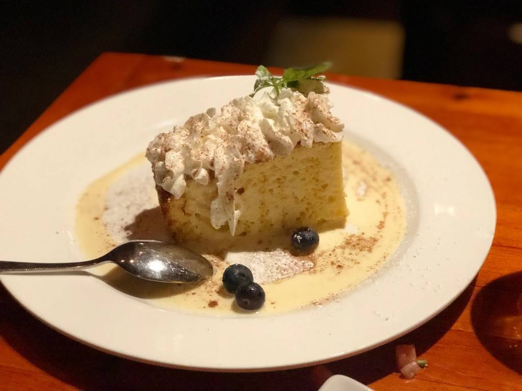 Mai Bistro | restaurant | 4906 Dundas St W, Etobicoke, ON M9A 1B5, Canada | 6473433130 OR +1 647-343-3130