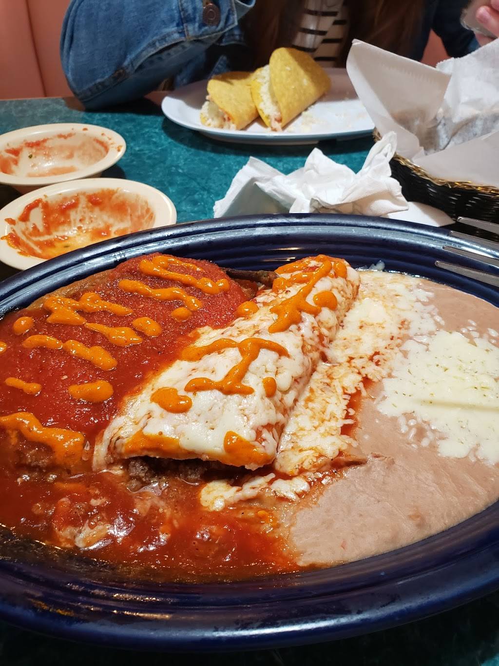 El Valle Mexican Restaurant | restaurant | 305 W John St, Matthews, NC 28105, USA | 7048451417 OR +1 704-845-1417