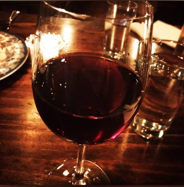 Au Chalet | restaurant | 24 Whitney Ave, New Haven, CT 06510, USA | 4754417998 OR +1 475-441-7998