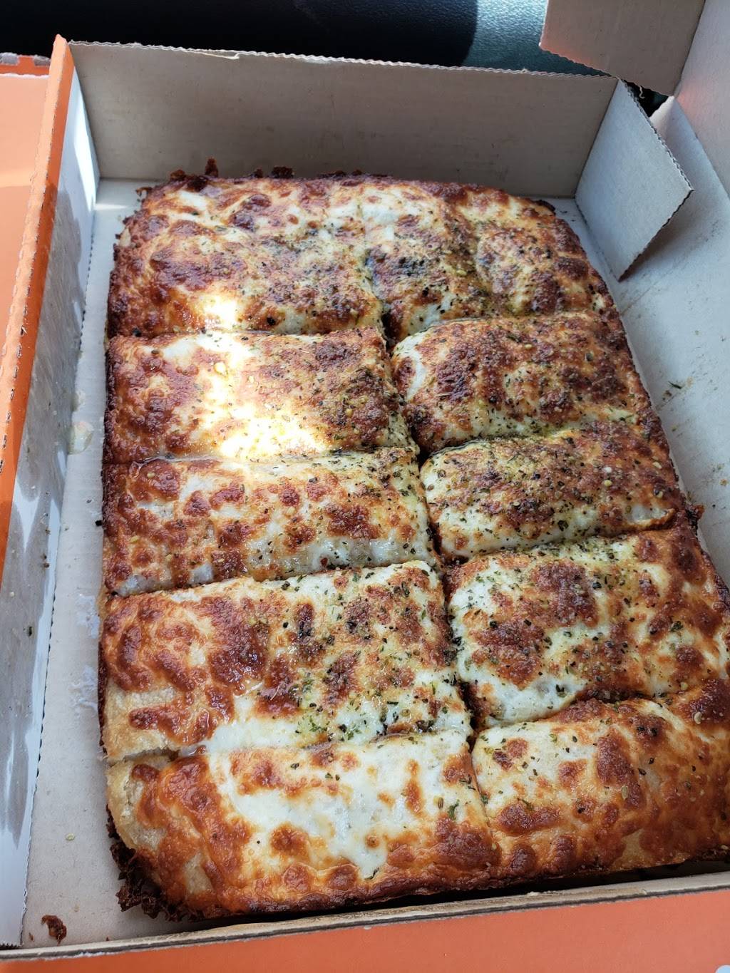 Little Caesars Pizza | meal takeaway | 7793 26 Mile Rd, Washington, MI 48094, USA | 5866773700 OR +1 586-677-3700