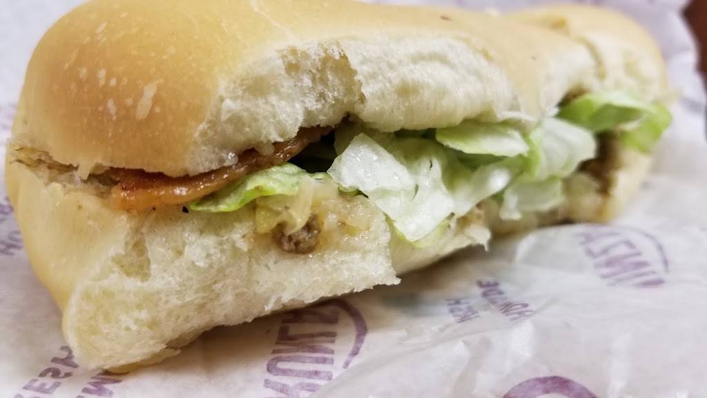 Runza Restaurant | restaurant | 4901 O St #2, Lincoln, NE 68510, USA | 4024885550 OR +1 402-488-5550