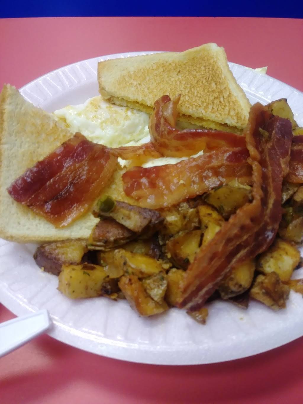 City Jakes Cafe | cafe | 1573 Main St, Springfield, MA 01103, USA | 4137315077 OR +1 413-731-5077