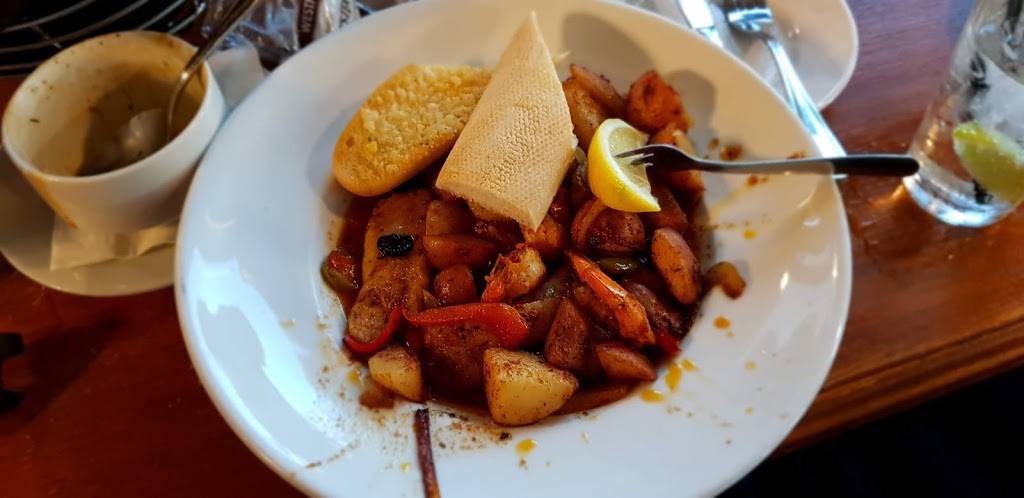 Jolly Roger Restaurant | restaurant | 1900 N Harbor Dr, Oceanside, CA 92054, USA | 7607221831 OR +1 760-722-1831