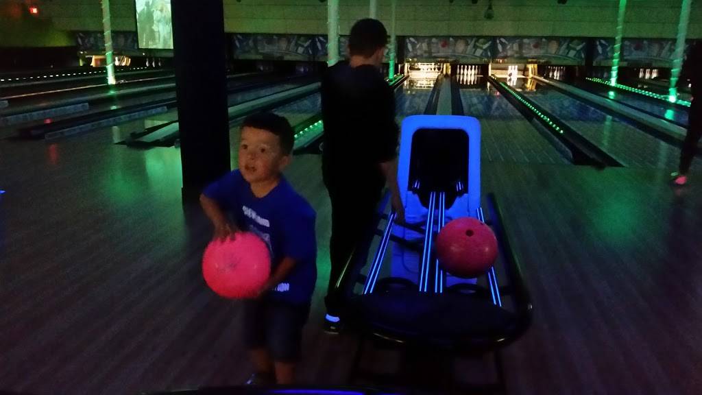 Fairview Lanes | meal takeaway | 21847 Lorain Rd, Cleveland, OH 44126, USA | 4403313244 OR +1 440-331-3244