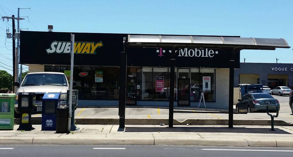Subway Restaurants | restaurant | 6010 Ingram Rd #102, San Antonio, TX 78238, USA | 2105200014 OR +1 210-520-0014
