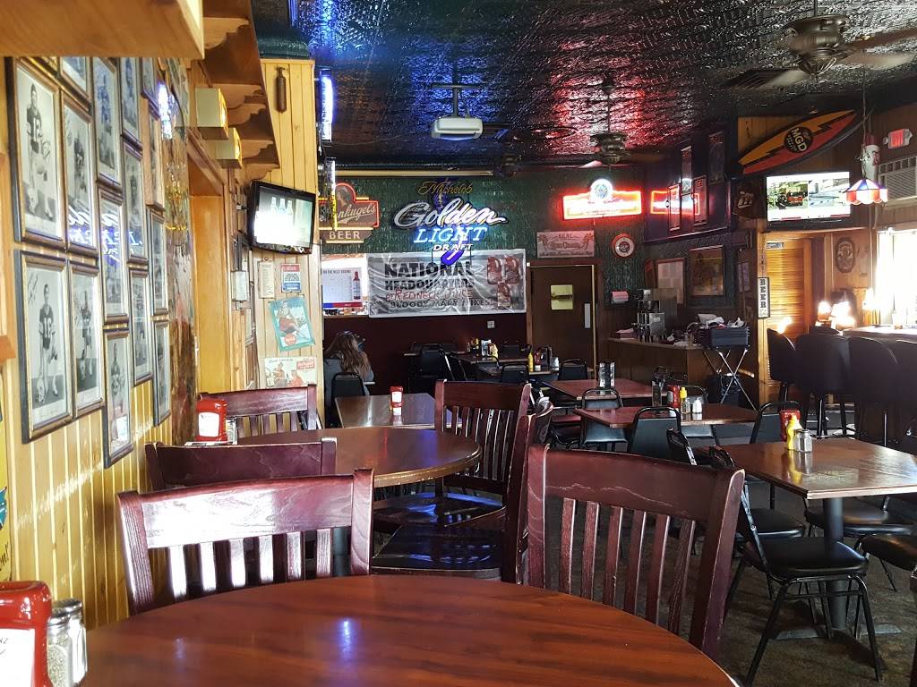 Sportsmans Cafe & Lounge | restaurant | 217 Main St, Somerset, WI 54025, USA | 7152475174 OR +1 715-247-5174