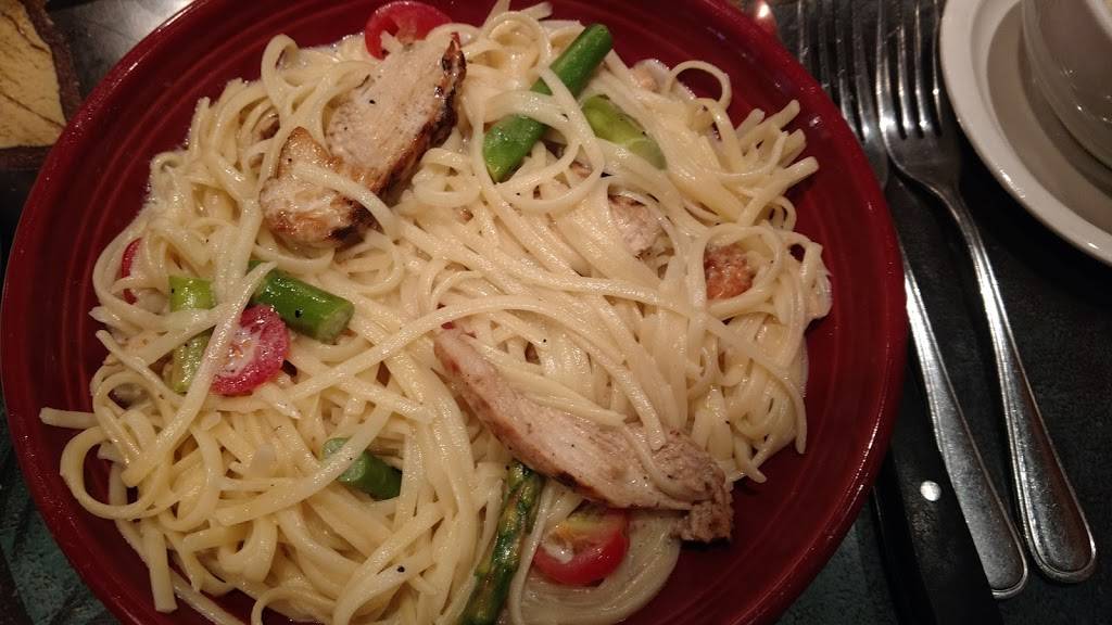 Carrabbas Italian Grill | restaurant | 2668 N Hwy 17, Mt Pleasant, SC 29466, USA | 8438499126 OR +1 843-849-9126