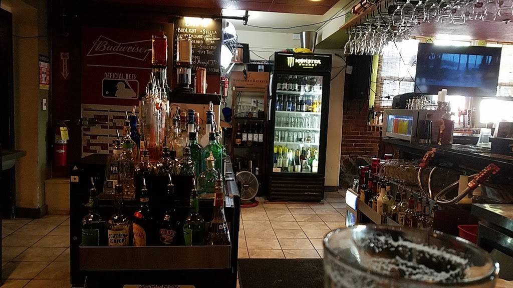 Tandys Pub & Grille | restaurant | 1 Eagle Square, Concord, NH 03301, USA | 6038567614 OR +1 603-856-7614