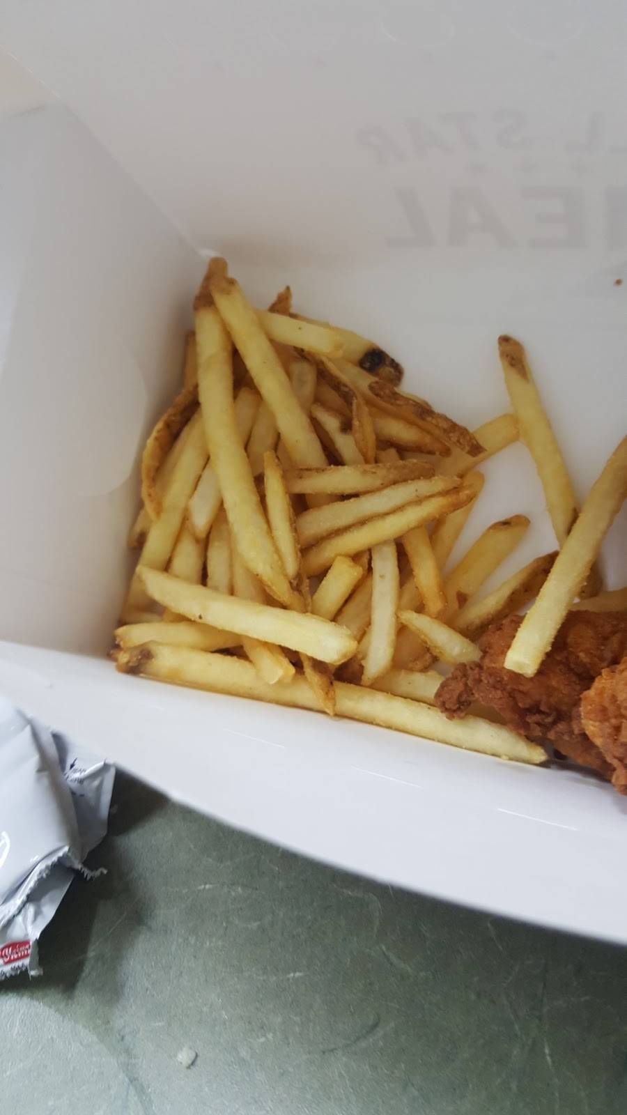 Carls Jr. | restaurant | 5555 Gosford Rd, Bakersfield, CA 93309, USA | 6616651709 OR +1 661-665-1709