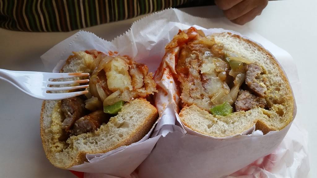 Jimmy Buffs Italian Hot Dogs | restaurant | 60 Washington St, West Orange, NJ 07052, USA | 9733259897 OR +1 973-325-9897