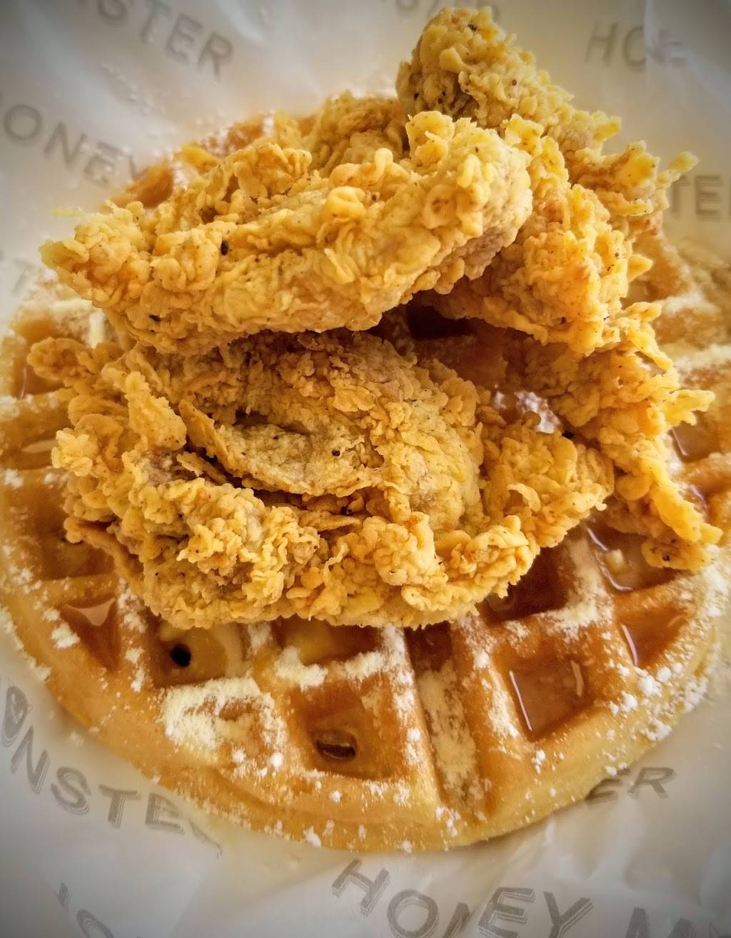 Honey Monster Gourmet Crispy Chicken | restaurant | 10 Main St #8, Wasaga Beach, ON L9Z 2K3, Canada | 4162687704 OR +1 416-268-7704