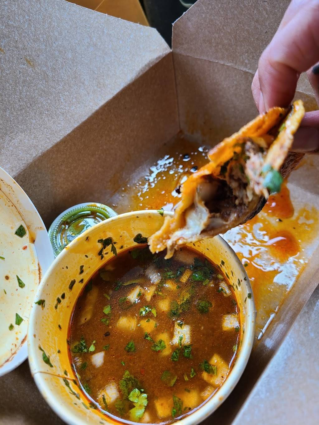 Chofi Birria | restaurant | 1708 Summit Ave, Union City, NJ 07087, USA | 2014306515 OR +1 201-430-6515