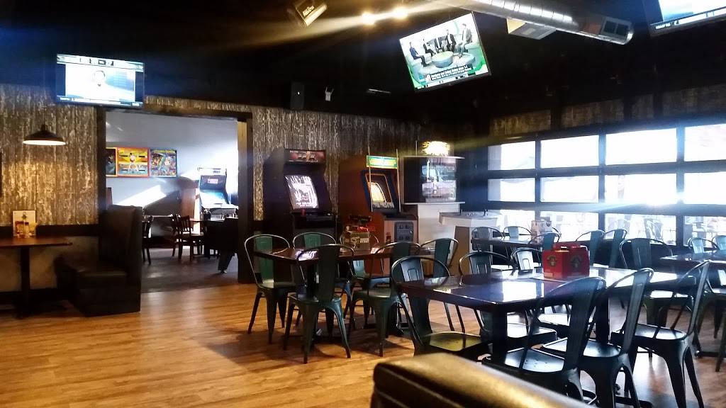 Recbar | restaurant | 10301 Taylorsville Rd, Jeffersontown, KY 40299, USA | 5025093033 OR +1 502-509-3033