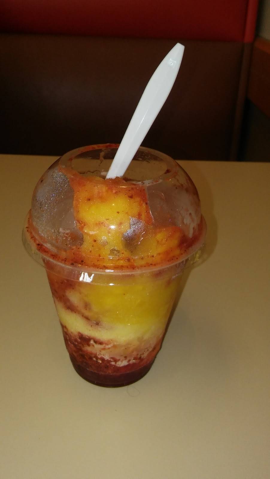 Dunkin | bakery | 335 S Eastwood Dr, Woodstock, IL 60098, USA | 8153389499 OR +1 815-338-9499