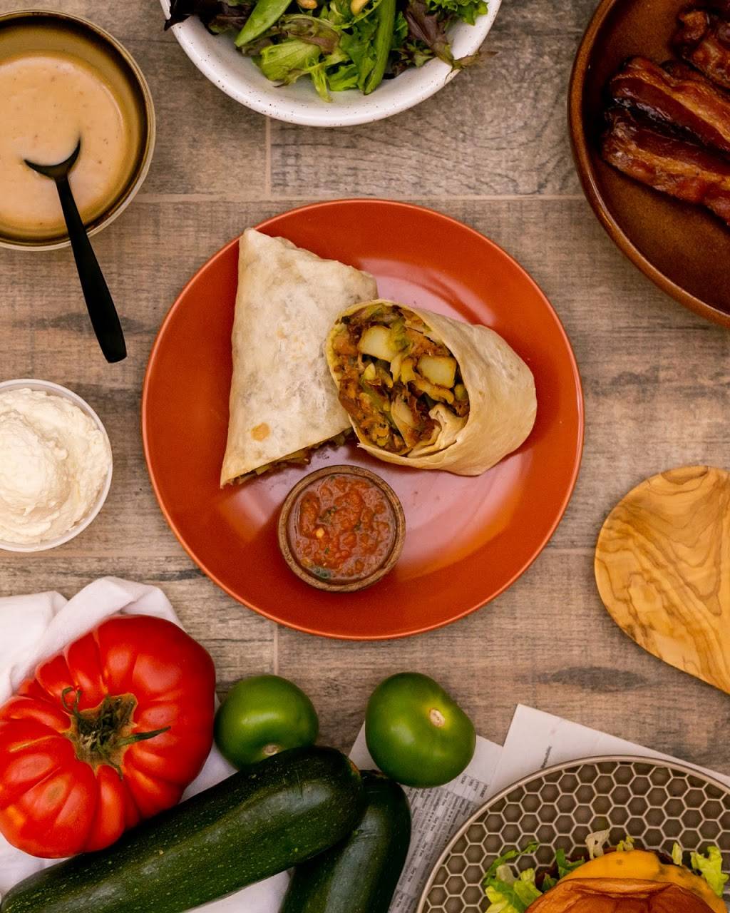 Sams Diner To Go | restaurant | 2601 S 24th St, Phoenix, AZ 85034, USA | 6026757267 OR +1 602-675-7267