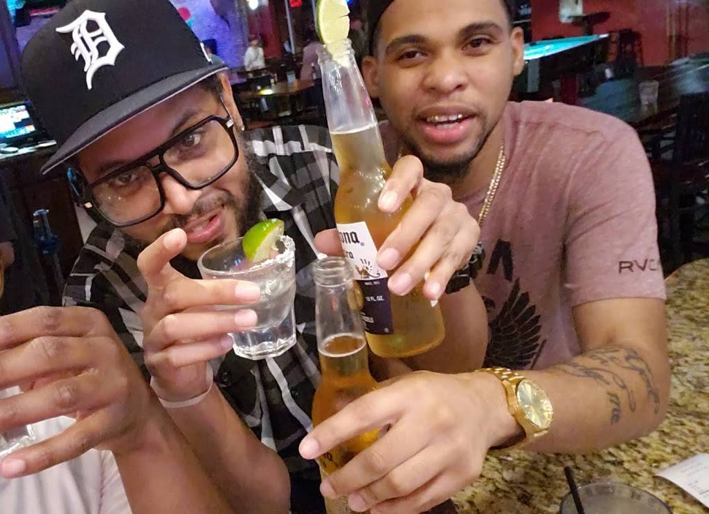 Ts Bar and Grill | restaurant | 1305 S State Hwy 121 #430, Lewisville, TX 75067, USA | 9722191654 OR +1 972-219-1654