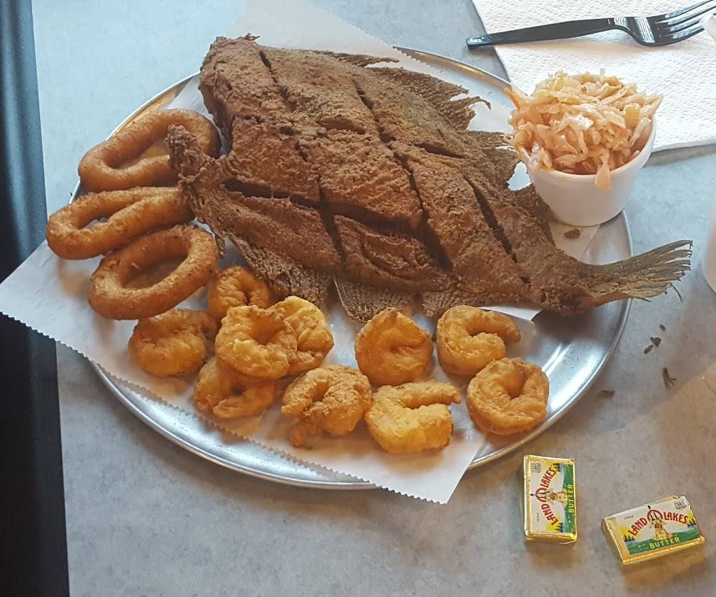 Sea Hut | restaurant | 354 E Franklin St, Monroe, NC 28112, USA | 7046358981 OR +1 704-635-8981