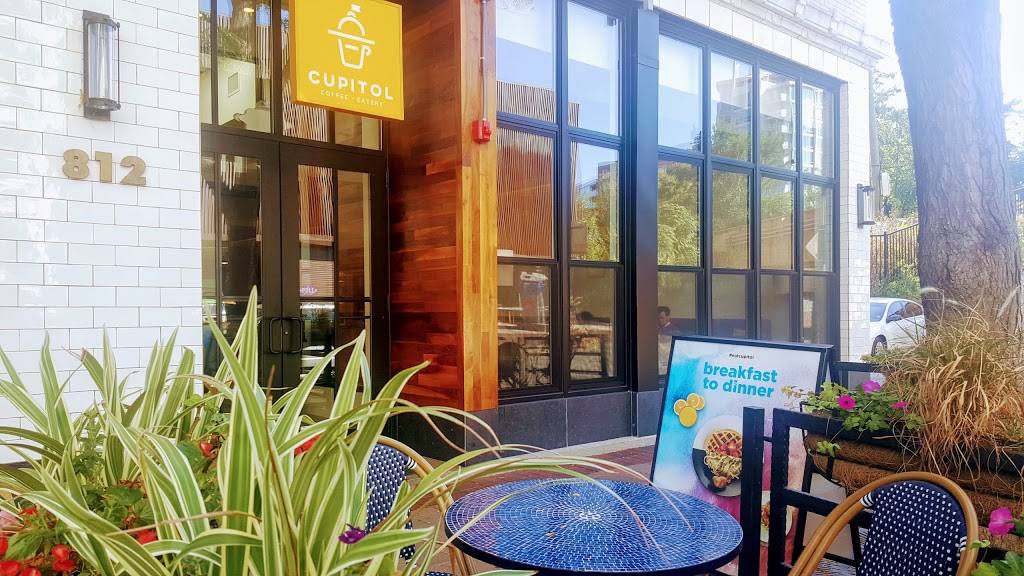 Cupitol Coffee & Eatery | cafe | 812 Grove St, Evanston, IL 60201, USA | 8478688078 OR +1 847-868-8078