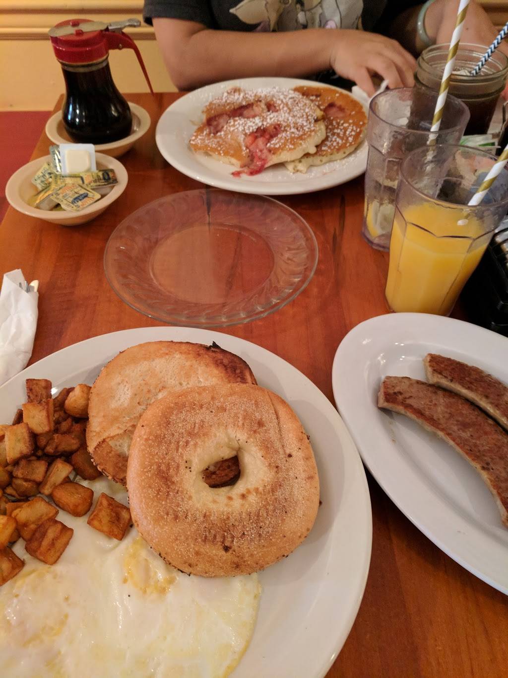 Jon & Pattys Coffee Bar & Bistro | cafe | 637 Asbury Ave, Ocean City, NJ 08226, USA | 6093993377 OR +1 609-399-3377