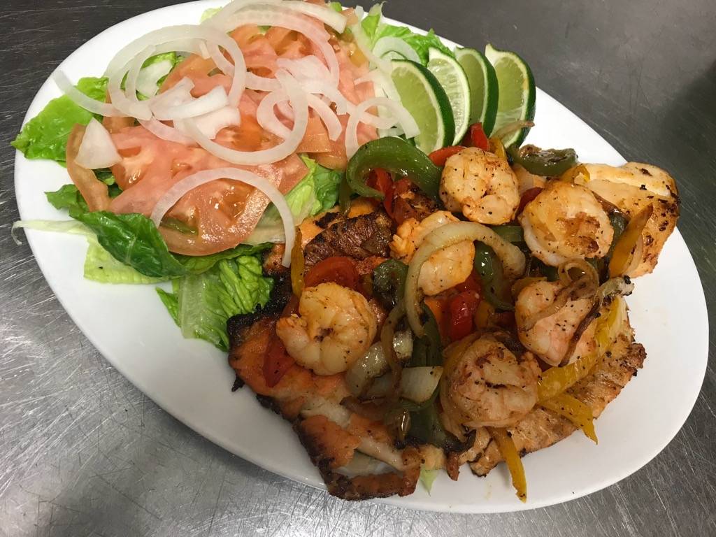 Honduras Oasis Latin Restaurant | restaurant | 1954 S Congress Ave, Palm Springs, FL 33406, USA | 5613602184 OR +1 561-360-2184