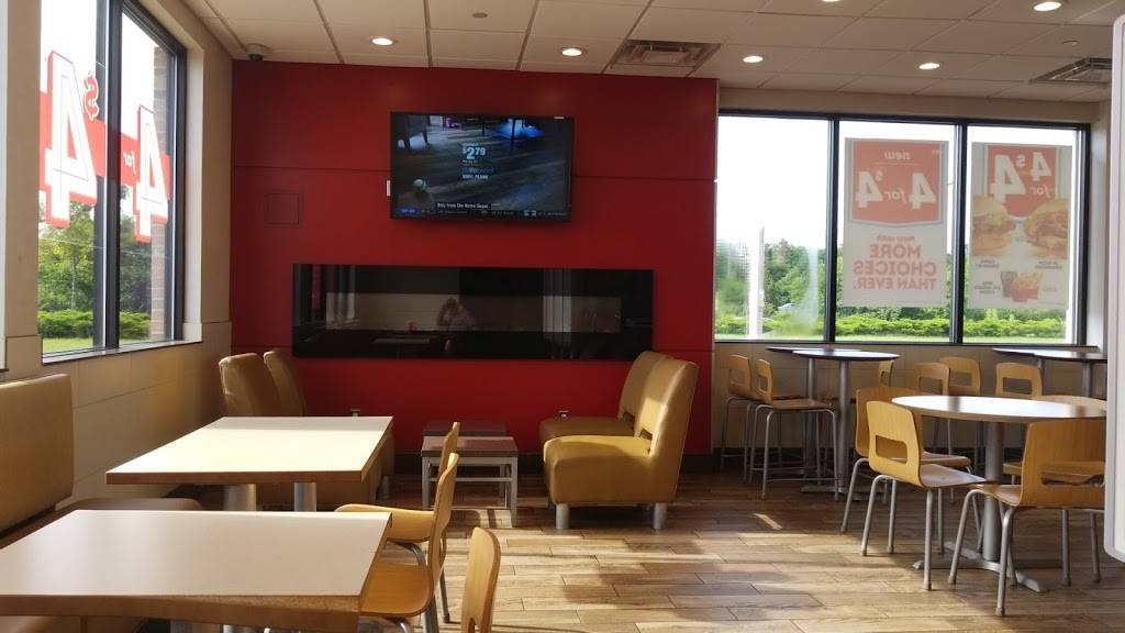 Wendys | restaurant | 175 Morris Ave, Holtsville, NY 11742, USA | 6312073725 OR +1 631-207-3725