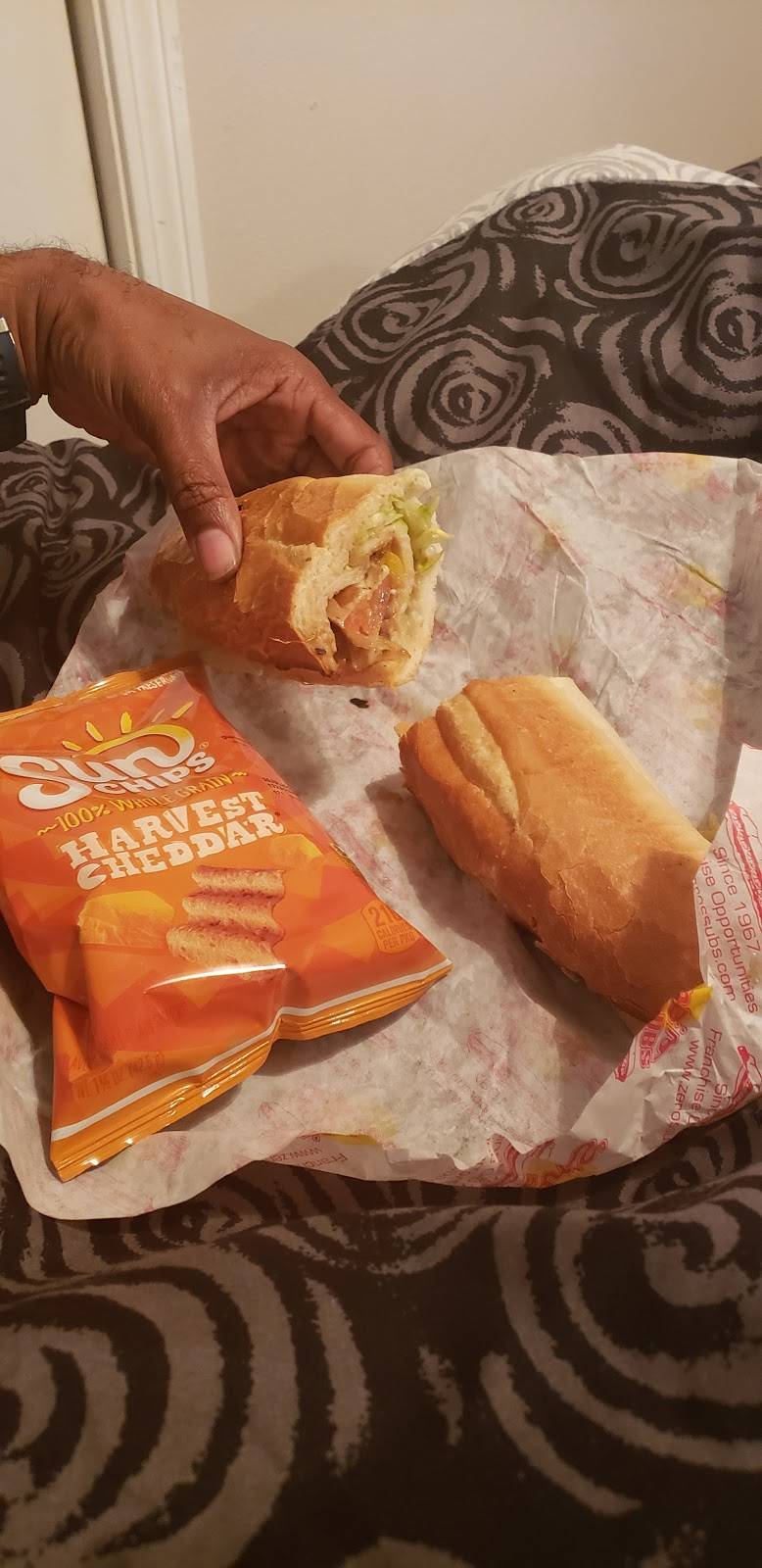 Zeros Subs | restaurant | 8596 Chesapeake Blvd, Norfolk, VA 23503, USA | 7575876641 OR +1 757-587-6641