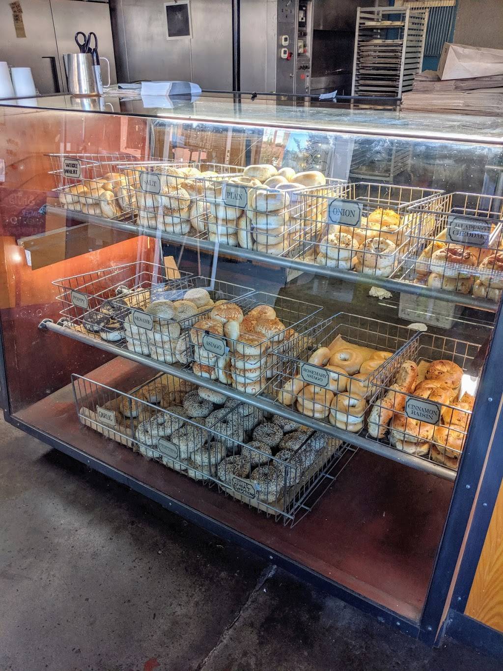 Freshies Bagels and Juice | bakery | 13 Oak St, Hood River, OR 97031, USA | 5413862123 OR +1 541-386-2123