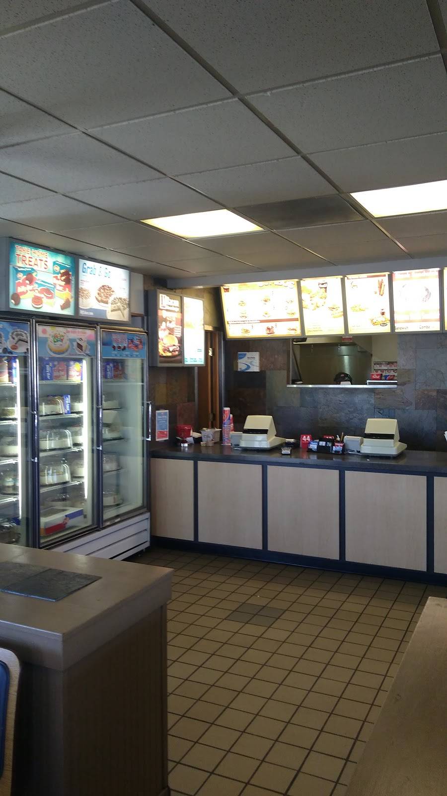 Dairy Queen | restaurant | 621 N Madison St, Chilton, WI 53014, USA | 9208499379 OR +1 920-849-9379