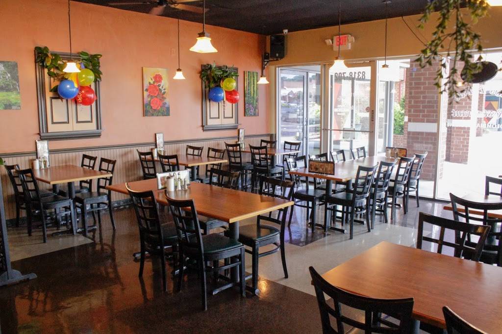 Los Paisas Restaurant | restaurant | 8318 Pineville-Matthews Rd #702, Charlotte, NC 28226, USA | 7045425477 OR +1 704-542-5477