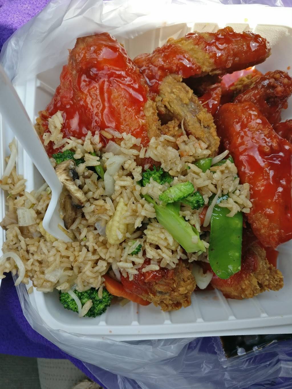 Dannie\s Carry Out | restaurant | 830 Upshur St NW, Washington, DC 20011, USA | 2028297100 OR +1 202-829-7100