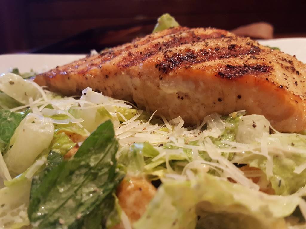 Outback Steakhouse | restaurant | 1890 Sam Rittenberg Blvd, Charleston, SC 29407, USA | 8437638999 OR +1 843-763-8999