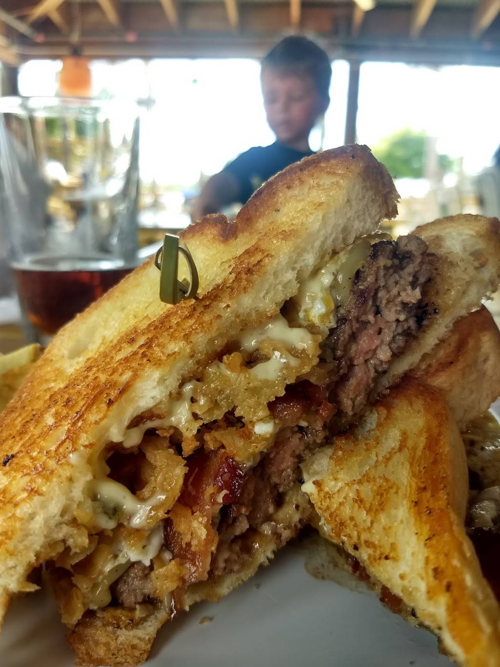 Sams Boat | restaurant | 3239 Silverlake Village Dr, Pearland, TX 77584, USA | 7134360201 OR +1 713-436-0201