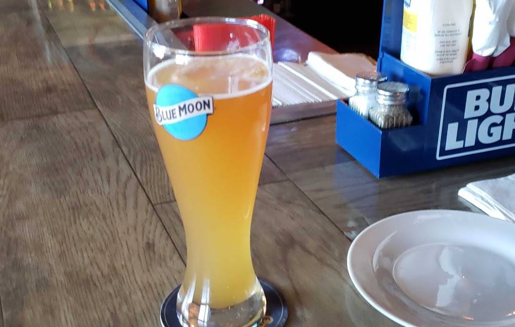 South Gate Saloon | restaurant | 4350 IL-161, Belleville, IL 62221, USA | 6185660265 OR +1 618-566-0265