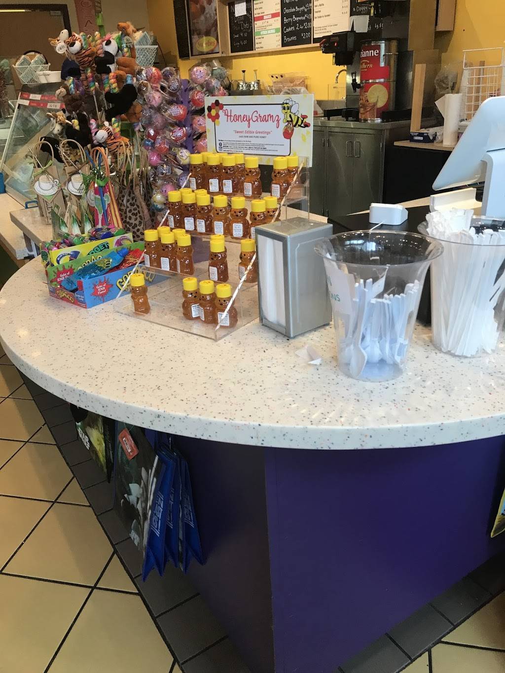 Sweeties | restaurant | Frederick, MD 21701, USA | 3016628323 OR +1 301-662-8323