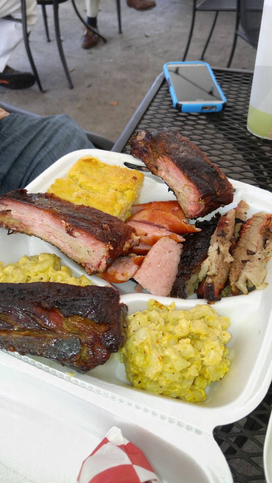 Alamo BBQ | restaurant | 2202 Jefferson Ave, Richmond, VA 23223, USA | 8045923138 OR +1 804-592-3138
