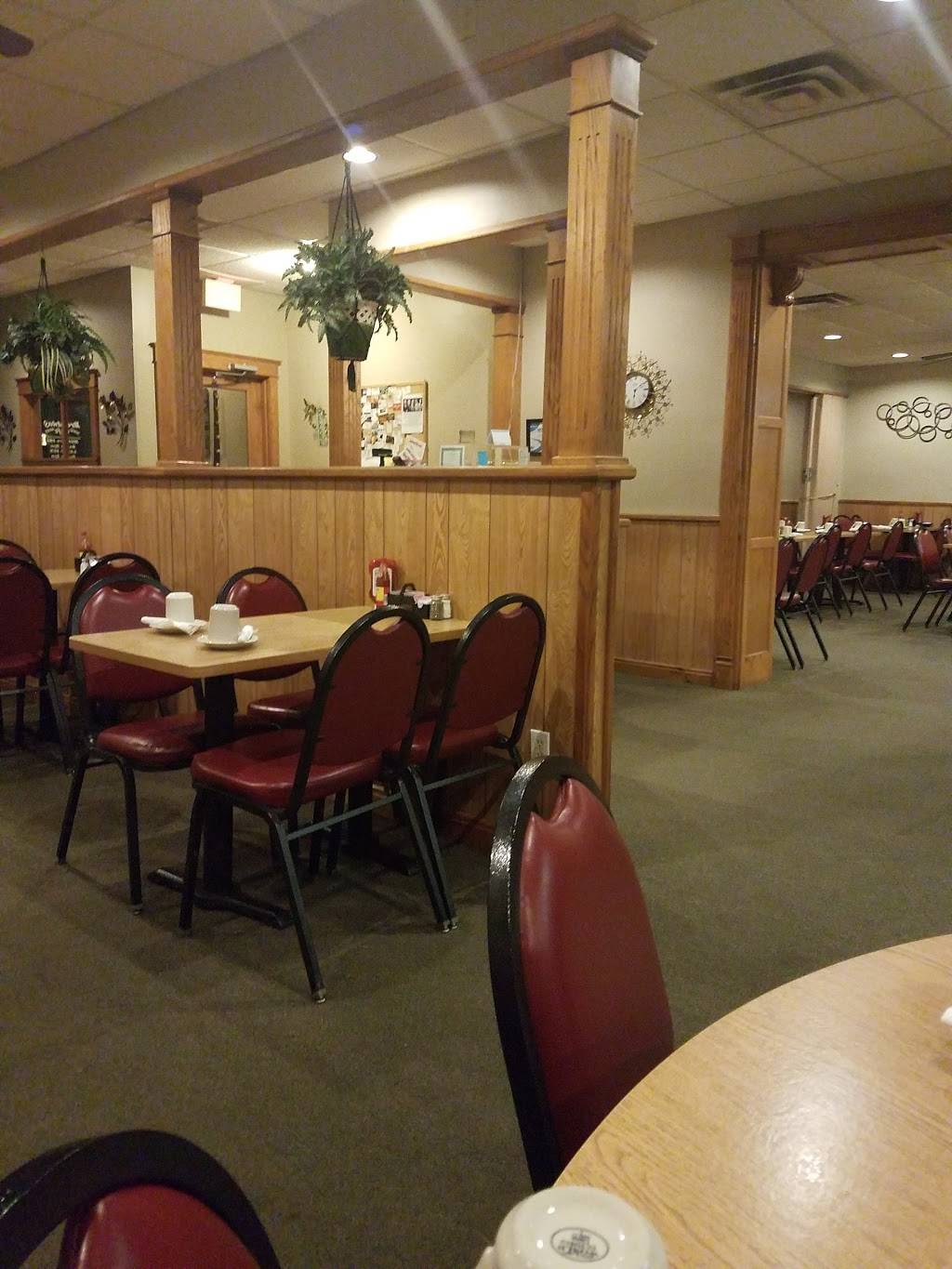 Broadway Cafe | restaurant | 223 S Broadway St, Butler, IN 46721, USA | 2608685523 OR +1 260-868-5523