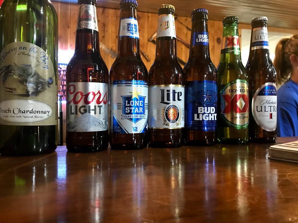 Red Barn | restaurant | 3187 TX-35, Port Lavaca, TX 77979, USA | 3615508620 OR +1 361-550-8620