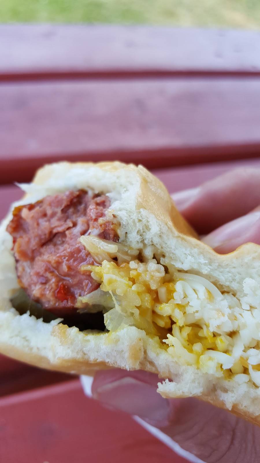 Snappy Dogs | meal takeaway | 93 E Main St, Hopkinton, MA 01748, USA | 6173837627 OR +1 617-383-7627