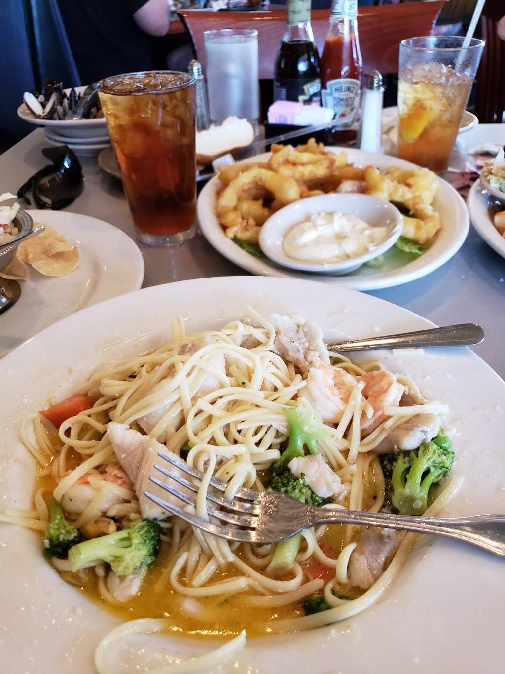 Seafood Market & Restaurant | restaurant | 3406 E Baseline Rd, Mesa, AZ 85204, USA | 4806331580 OR +1 480-633-1580