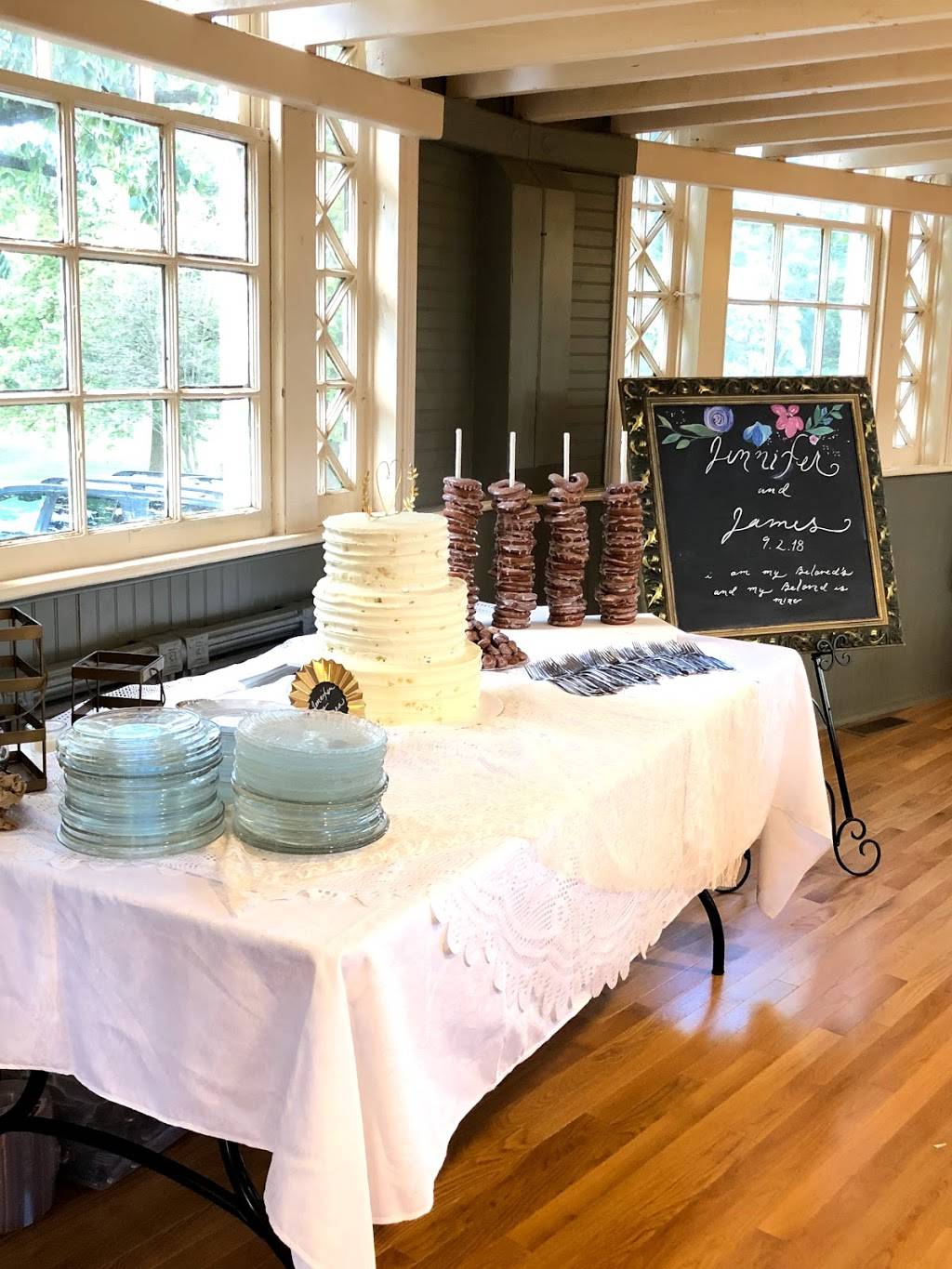 T&E Catering and Flying Elephant Pastries | restaurant | 12130 E Lynchburg Salem Turnpike #4, Forest, VA 24551, USA | 4346162386 OR +1 434-616-2386