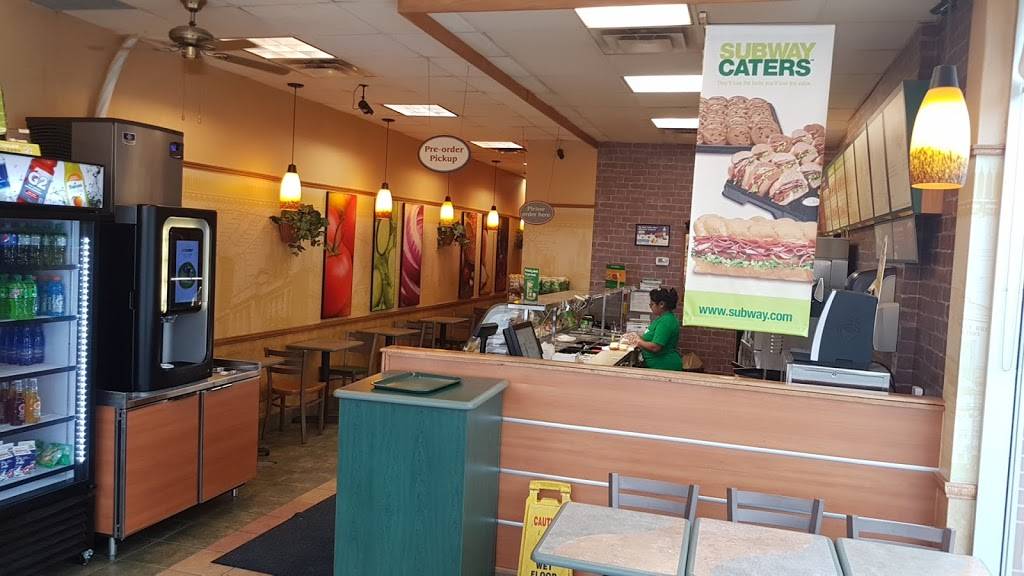 Subway | restaurant | 25 Woodstream Blvd Unit 1, Woodbridge, ON L4L 7Y8, Canada | 9052658520 OR +1 905-265-8520