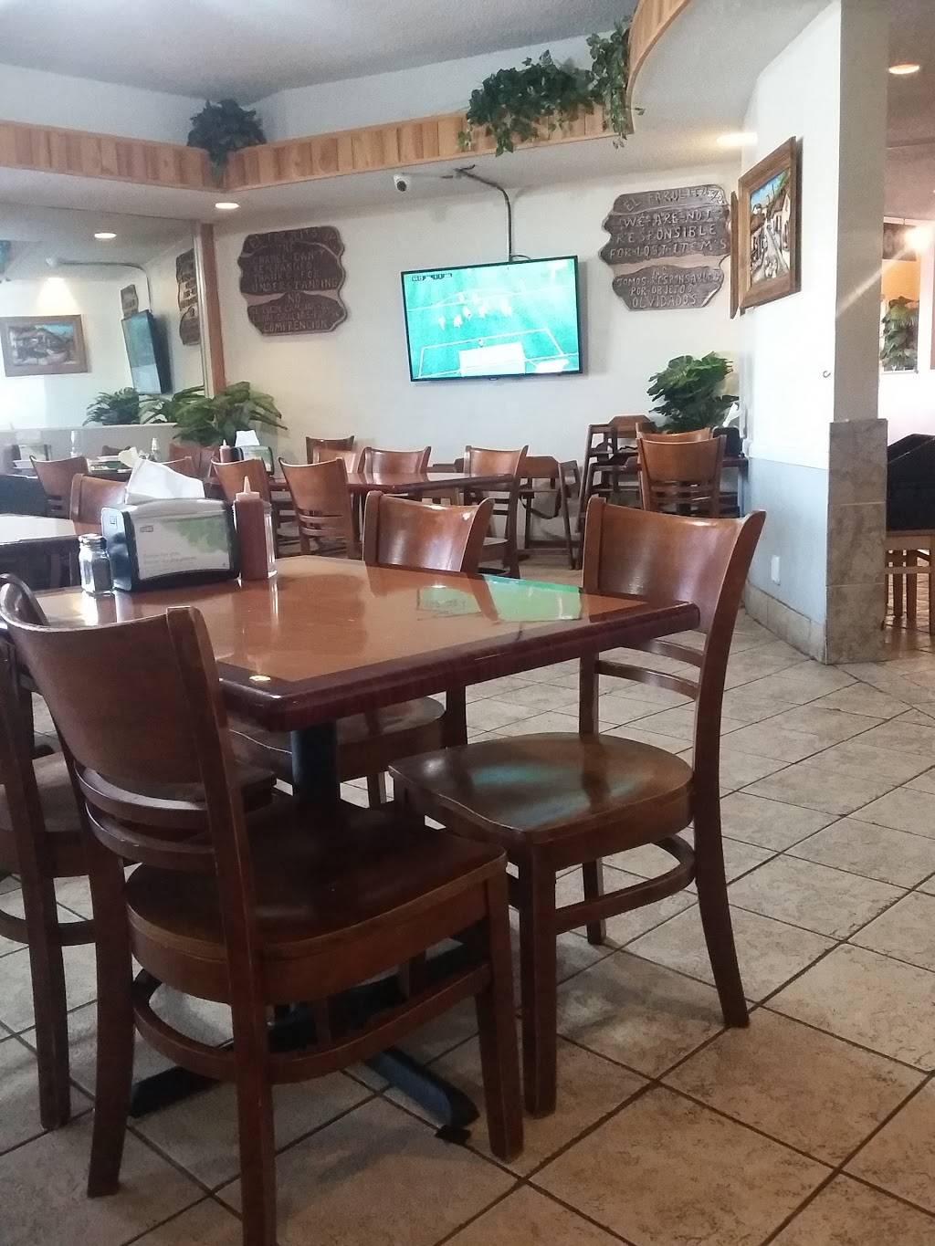 El Farolito Jr | restaurant | 1143, 1339 N East St, Anaheim, CA 92805, USA | 7145336032 OR +1 714-533-6032