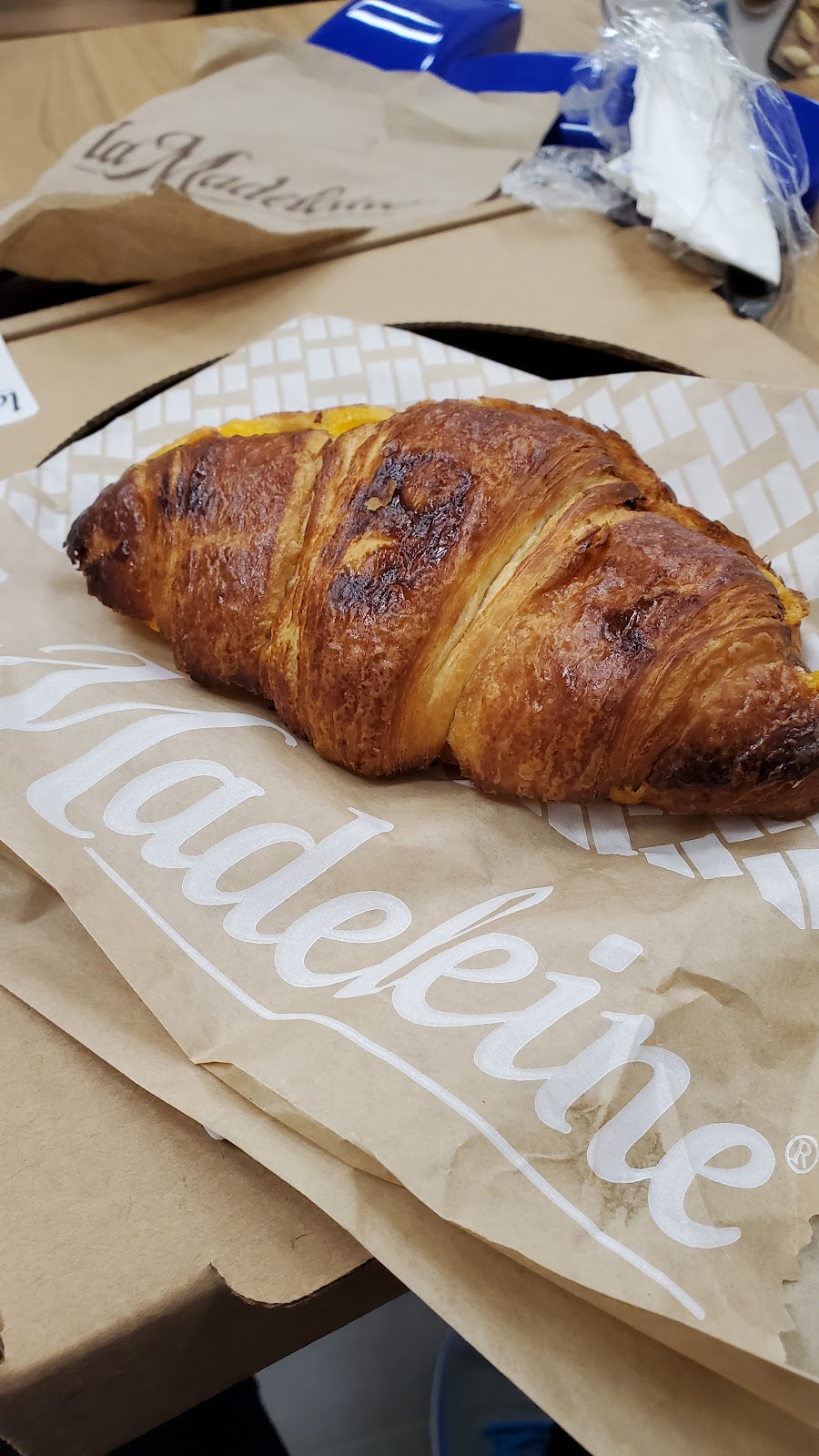 la Madeleine | restaurant | 190 E Round Grove Rd, Lewisville, TX 75067, USA | 9724273037 OR +1 972-427-3037