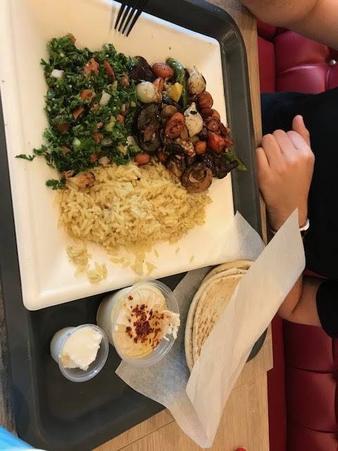 Azi Grill | restaurant | 245 N Moorpark Rd Suite C, Thousand Oaks, CA 91360, USA | 8053701470 OR +1 805-370-1470